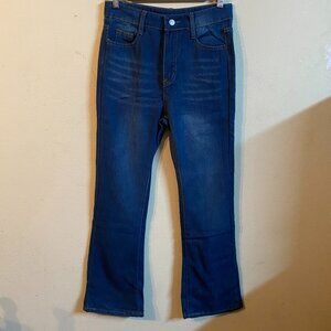NO BRAND MEDIUM BLUE FLARED JEANS / NEW WITHOUT TAG
